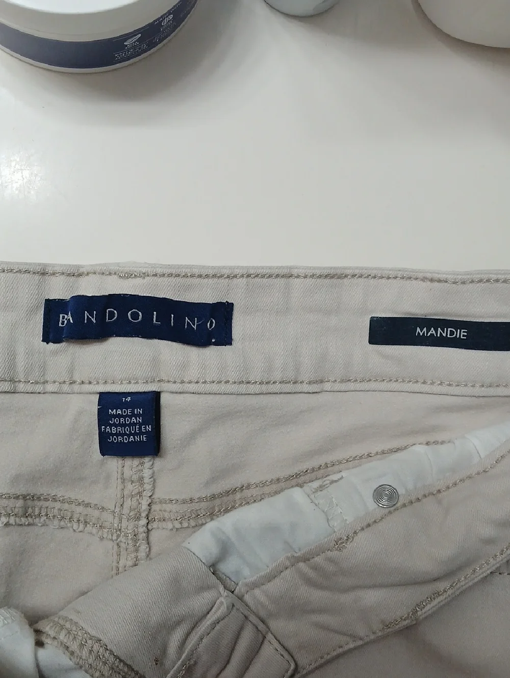 Bandolino Cream Straight-Leg Jeans Size 14 - Picture 7 of 10